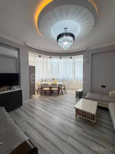 Продаётся 2-комн. новостройка 69 м², м. Ази Асланов, photo 1 from 17