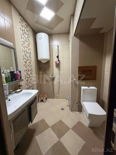 Продаётся 2-комн. вторичка 65 м², м. Ази Асланов, photo 15 from 18