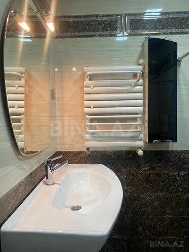 Satılır 4 otaqlı köhnə tikili 120 m², 8 Noyabr m., photo 14 from 22