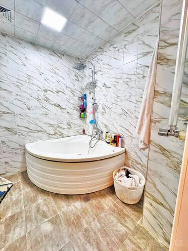 Продаётся 3-комн. новостройка 115 м², м. Кара Караев, photo 15 from 19