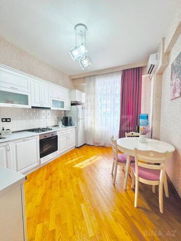 Продаётся 3-комн. новостройка 115 м², м. Кара Караев, photo 12 from 19