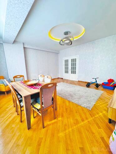 Продаётся 3-комн. новостройка 115 м², м. Кара Караев, photo 4 from 19