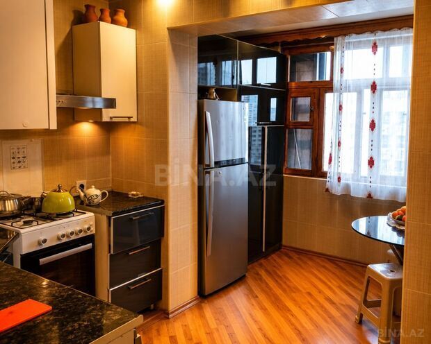 Продаётся 4-комн. вторичка 100 м², м. Гянджлик, photo 3 from 12