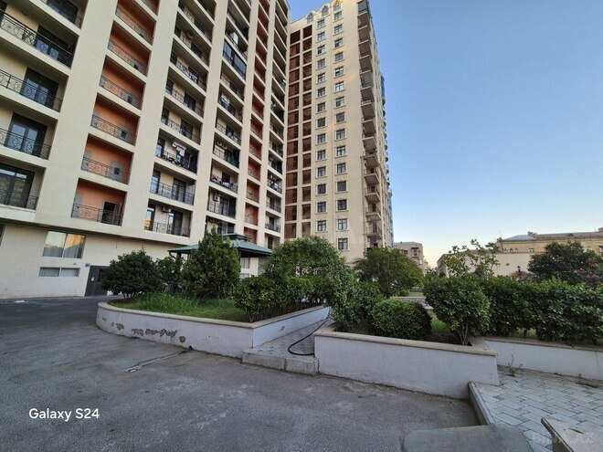 Продаётся 3-комн. новостройка 164 м², м. Элмляр Академиясы, photo 3 from 9