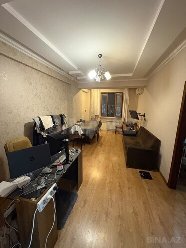 Сдаётся 2-комн. новостройка 65 м², м. Ази Асланов, photo 1 from 12