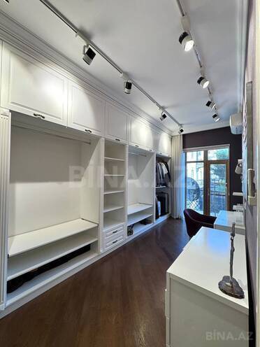 Продаётся 5-комн. вторичка 210 м², м. Элмляр Академиясы, photo 12 from 20
