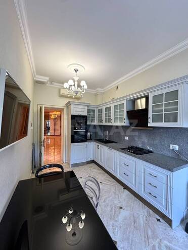 Продаётся 5-комн. вторичка 210 м², м. Элмляр Академиясы, photo 8 from 20