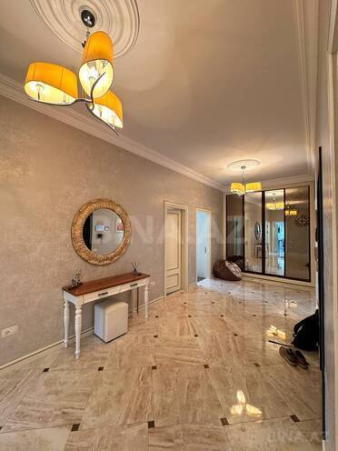 Продаётся 5-комн. вторичка 210 м², м. Элмляр Академиясы, photo 19 from 20