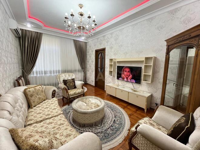 Satılır 3 otaqlı köhnə tikili 72 m², Elmlər Akademiyası m., photo 1 from 22