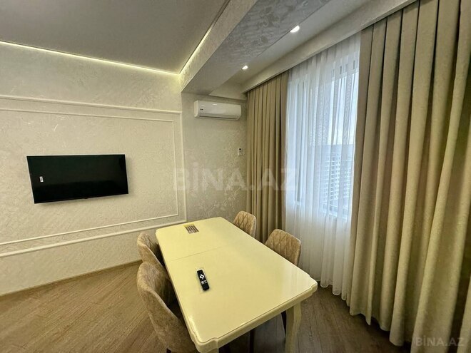 Сдаётся 2-комн. новостройка 65 м², м. 20 января, photo 1 from 13