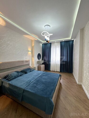 Продаётся 3-комн. вторичка 80 м², м. Ази Асланов, photo 1 from 14