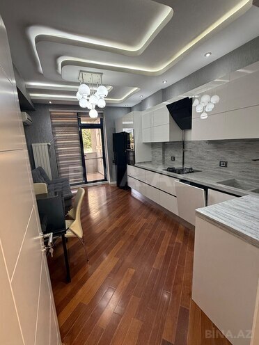 Сдаётся 4-комн. новостройка 155 м², м. Элмляр Академиясы, photo 9 from 12