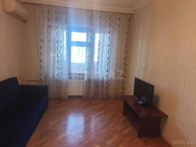 Сдаётся 3-комн. вторичка 90 м², м. Ази Асланов, photo 7 from 11