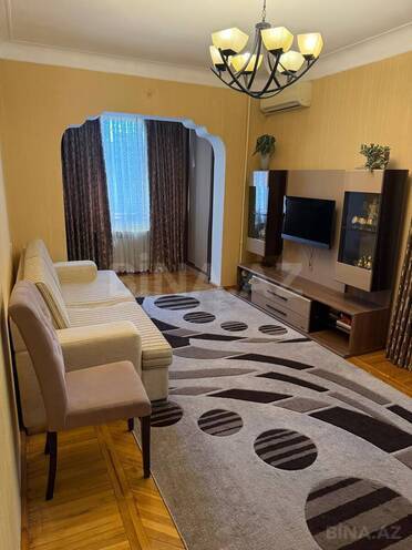 Satılır 2 otaqlı köhnə tikili 70 m², Memar Əcəmi m., photo 1 from 21