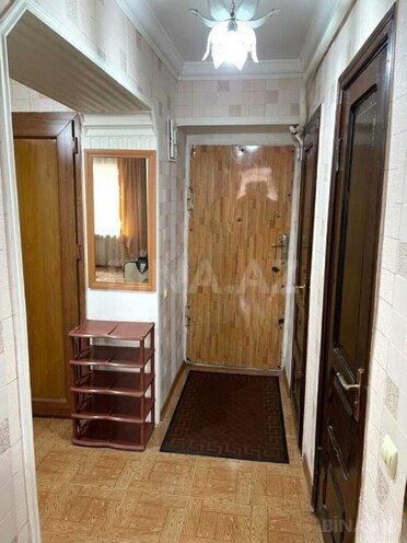 İcarəyə verilir 2 otaqlı köhnə tikili 72 m², İnşaatçılar m., photo 18 from 26