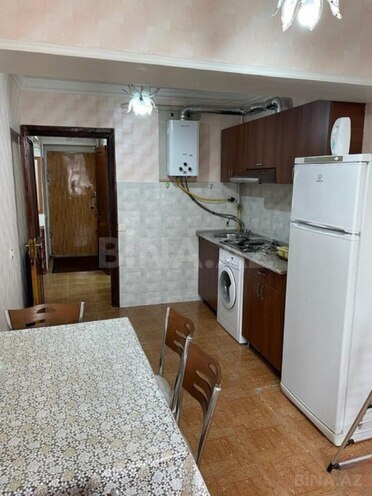 İcarəyə verilir 2 otaqlı köhnə tikili 72 m², İnşaatçılar m., photo 13 from 26