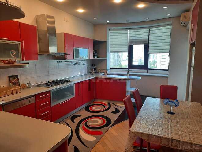 Сдаётся 4-комн. новостройка 205 м², Насиминский  р., photo 12 from 17