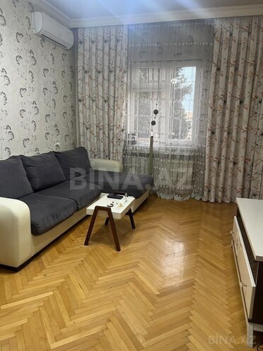 Satılır 2 otaqlı köhnə tikili 65 m², Koroğlu m., photo 3 from 17