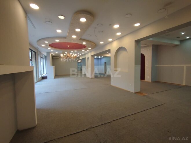 İcarəyə verilir  obyekt 220 m², 8 Noyabr m., photo 1 from 6
