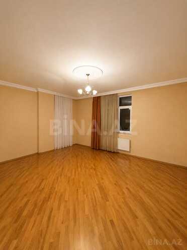 Satılır 3 otaqlı yeni tikili 130 m², İnşaatçılar m., photo 3 from 10