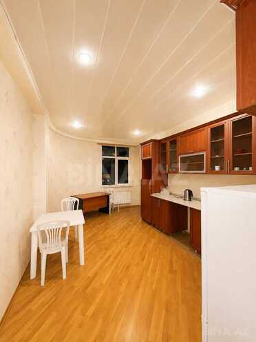 Satılır 3 otaqlı yeni tikili 130 m², İnşaatçılar m., photo 9 from 10