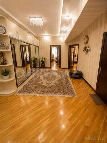 Продаётся 3-комн. новостройка 142 м², м. 20 января, photo 1 from 9