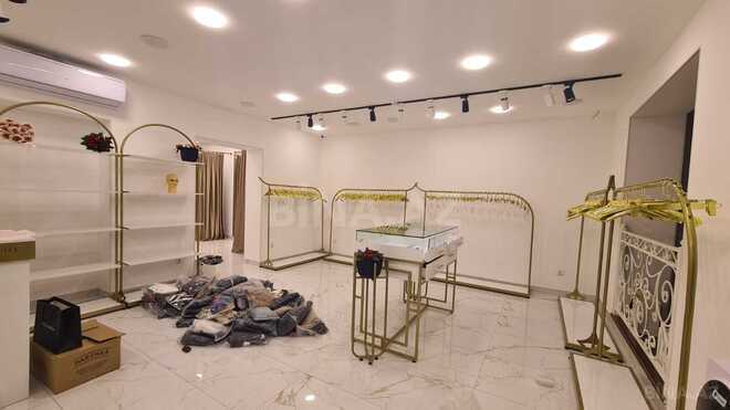 Сдаётся  объект 35 м², м. Элмляр Академиясы, photo 3 from 6