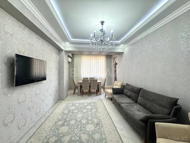 Сдаётся 3-комн. новостройка 90 м², м. Ази Асланов, photo 1 from 14
