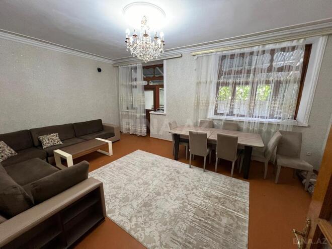 İcarəyə verilir 3 otaqlı köhnə tikili 75 m², 28 May m., photo 3 from 13