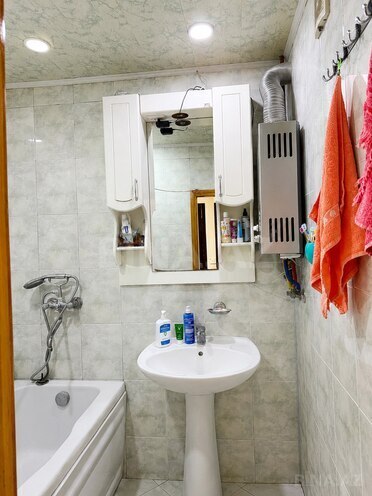 Satılır 2 otaqlı köhnə tikili 60 m², Xətai r., photo 8 from 9