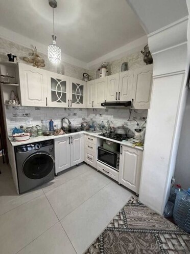 Satılır 4 otaqlı köhnə tikili 110 m², Neftçilər m., photo 8 from 13