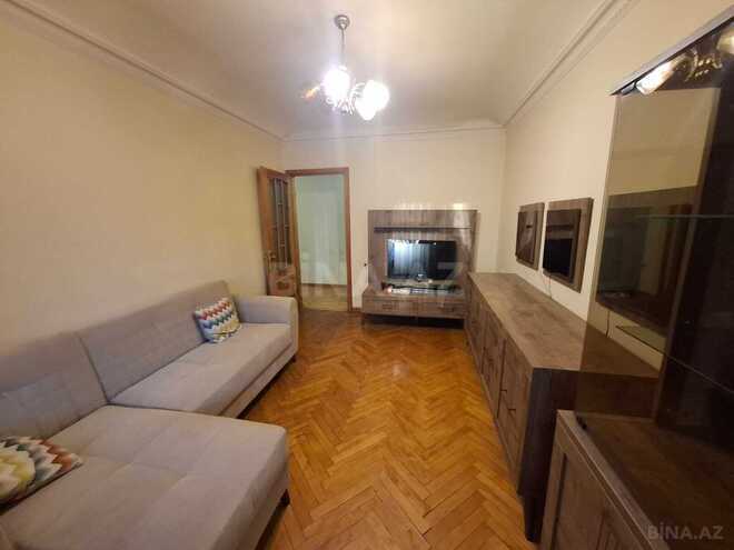 Satılır 2 otaqlı köhnə tikili 45 m², Nərimanov r., photo 1 from 9