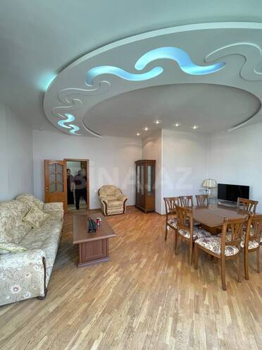 İcarəyə verilir 2 otaqlı yeni tikili 90 m², 28 May m., photo 5 from 12