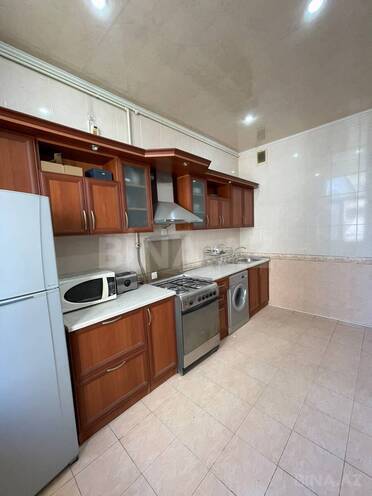 İcarəyə verilir 2 otaqlı yeni tikili 90 m², 28 May m., photo 6 from 12