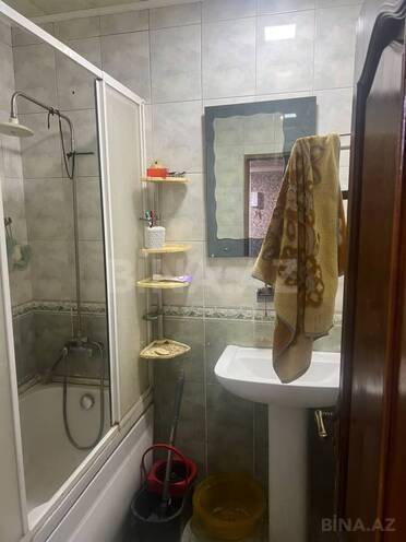 Продаётся 2-комн. вторичка 60 м², м. Кара Караев, photo 7 from 9