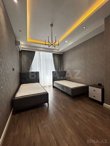 Сдаётся 3-комн. новостройка 125 м², м. Низами, photo 8 from 10