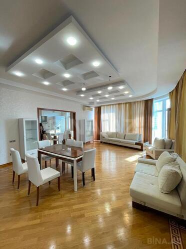 Сдаётся 3-комн. новостройка 160 м², Насиминский  р., photo 1 from 15