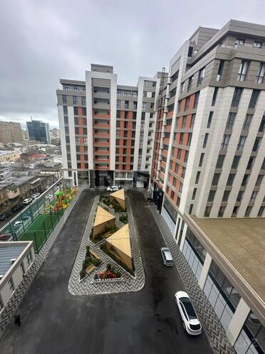 Сдаётся 3-комн. новостройка 125 м², м. Низами, photo 3 from 10