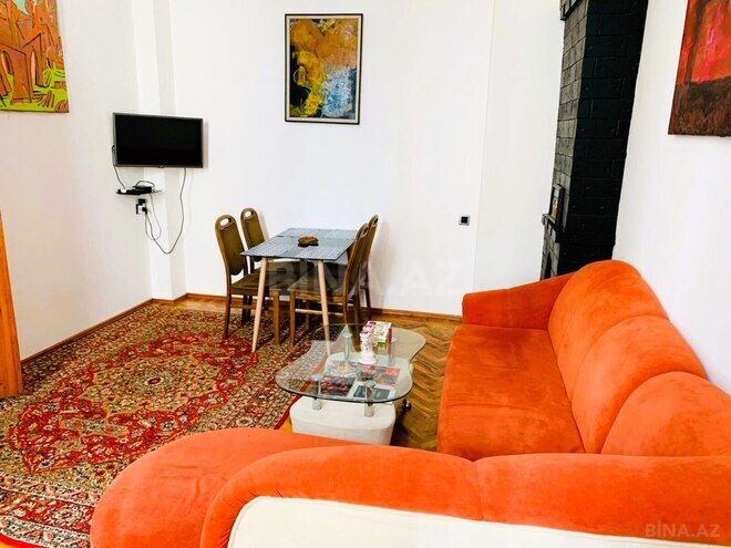 Сдаётся 2-комн. вторичка 50 м², м. Сахил, photo 1 from 13