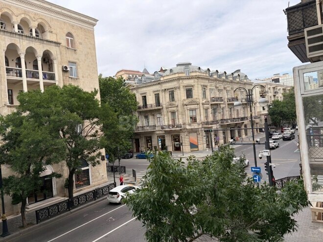 Satılır 1 otaqlı köhnə tikili 38 m², 28 May m., photo 11 from 12