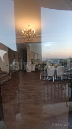 Сдаётся 3-комн. новостройка 115 м², photo 9 from 27