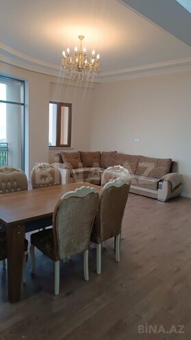 Сдаётся 3-комн. новостройка 115 м², photo 3 from 27