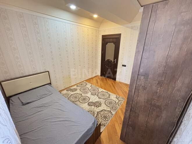 Сдаётся 3-комн. новостройка 130 м², м. Низами, photo 13 from 22
