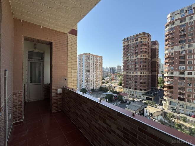 Сдаётся 3-комн. новостройка 130 м², м. Низами, photo 10 from 22
