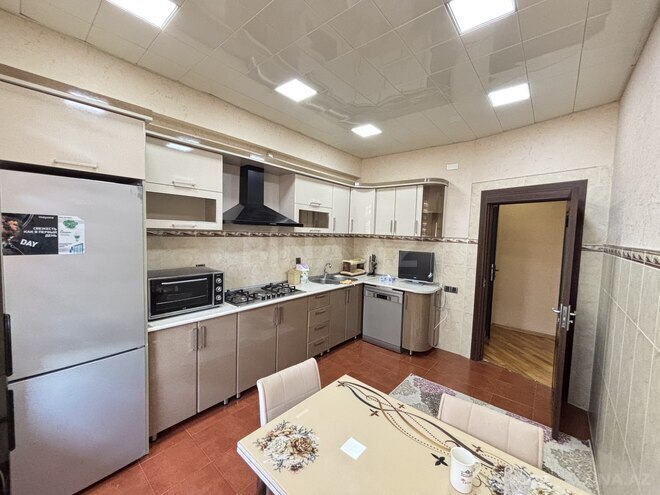 Сдаётся 3-комн. новостройка 130 м², м. Низами, photo 15 from 22