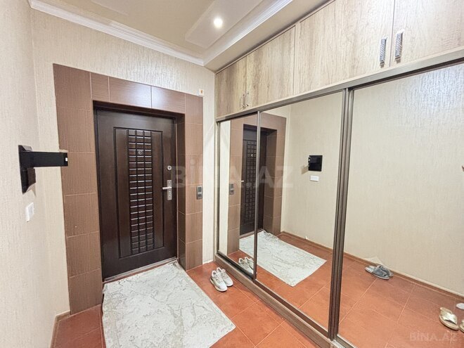 Сдаётся 3-комн. новостройка 130 м², м. Низами, photo 21 from 22