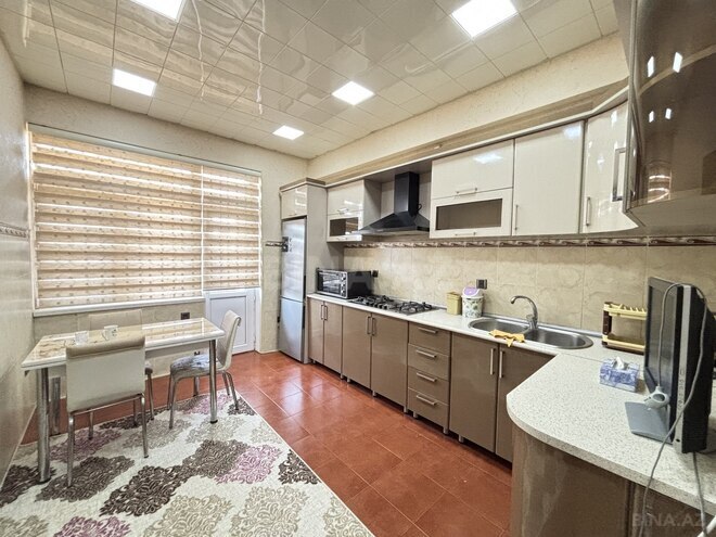 Сдаётся 3-комн. новостройка 130 м², м. Низами, photo 14 from 22