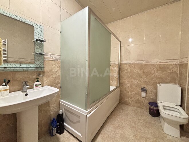 Сдаётся 3-комн. новостройка 130 м², м. Низами, photo 17 from 22