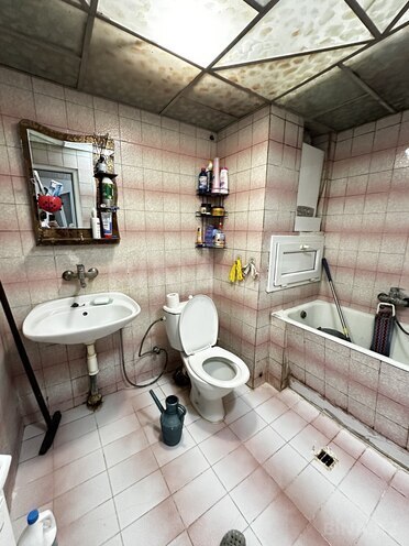 Satılır 2 otaqlı köhnə tikili 56 m², Memar Əcəmi m., photo 21 from 22