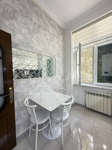 Satılır 3 otaqlı köhnə tikili 82 m², Elmlər Akademiyası m., photo 11 from 13